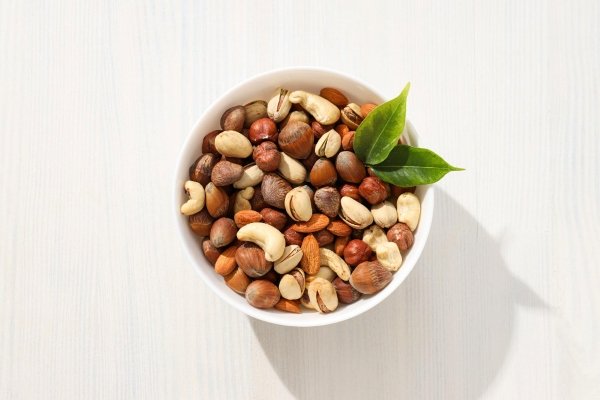 Healthy Snacks for Fat Loss UK nuts and seeds