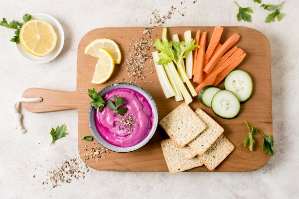 Healthy Snacks for Fat Loss UK veggie sticks hummus