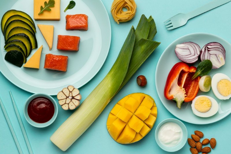 Ozempic Alternative for Weight Loss UK paired with healthy foods for fat loss