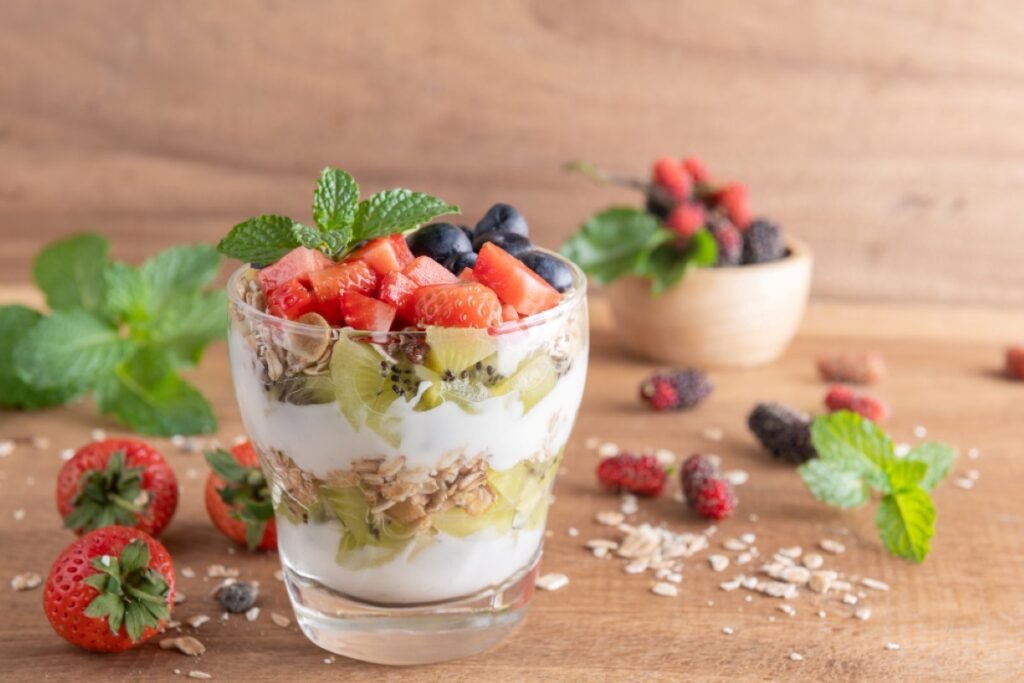 Weight Loss Breakfast Recipes USA featuring yogurt parfaits with berries and nuts
