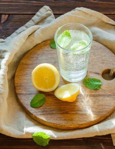Fast metabolism drinks UK 2025 – Lemon water for fat burn and metabolism