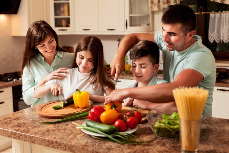 Family-Friendly Healthy Recipes UK for Nutritious Meals
