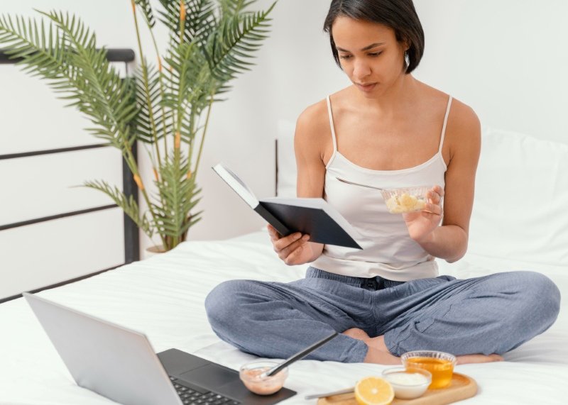 long-term weight management UK supported by habit tracking