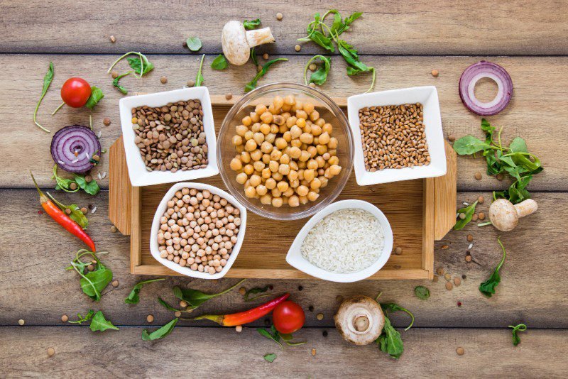 Almonds, walnuts, and seeds providing protein to support fat loss in the USA