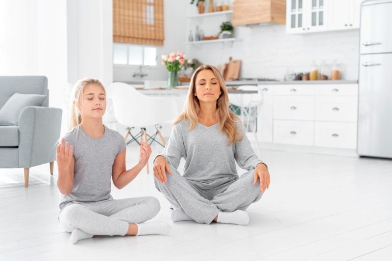 UK families following a π Simple Healthy Living Routine in the UK through mental well-being practices