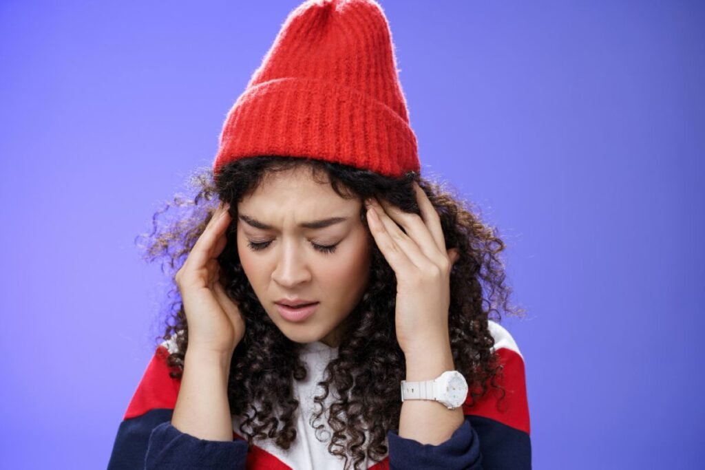 meningitis symptoms vs flu headache fever stiff neck light sensitivity signs